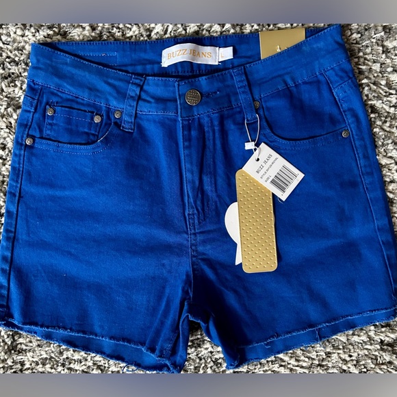 Shorts ,Junior Size 7, royal blue denim cut offs.NWT. With stretch. - Picture 1 of 2